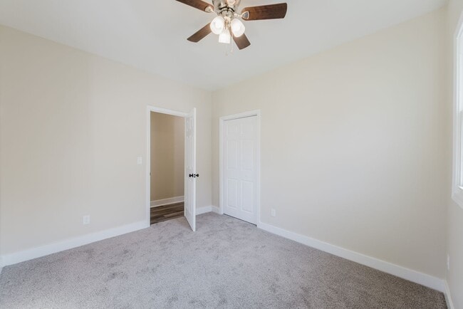 Photo - Beautiful Renovated 3 Bedroom and 2 Bathro...