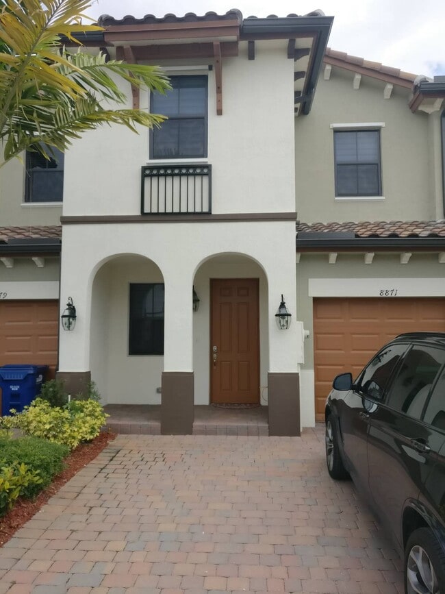 Photo - 8871 NW 102nd Ct