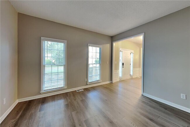 215 Boca Ciega Ct