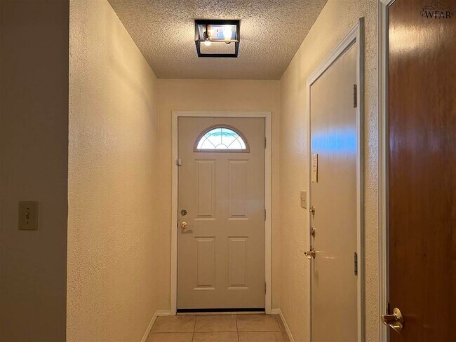 Photo - 2108 Selma Dr