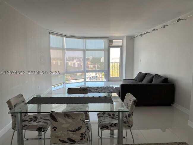 Photo - 3375 N Country Club Dr Unit 1408