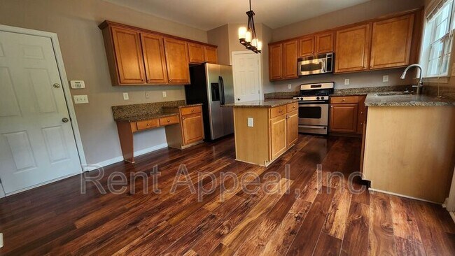 Photo - 212 Revillion Way
