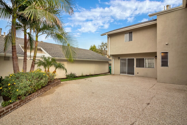 4501 Pinyon Tree Ln