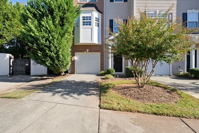 Building Photo - 2615 Wyntercrest Ln