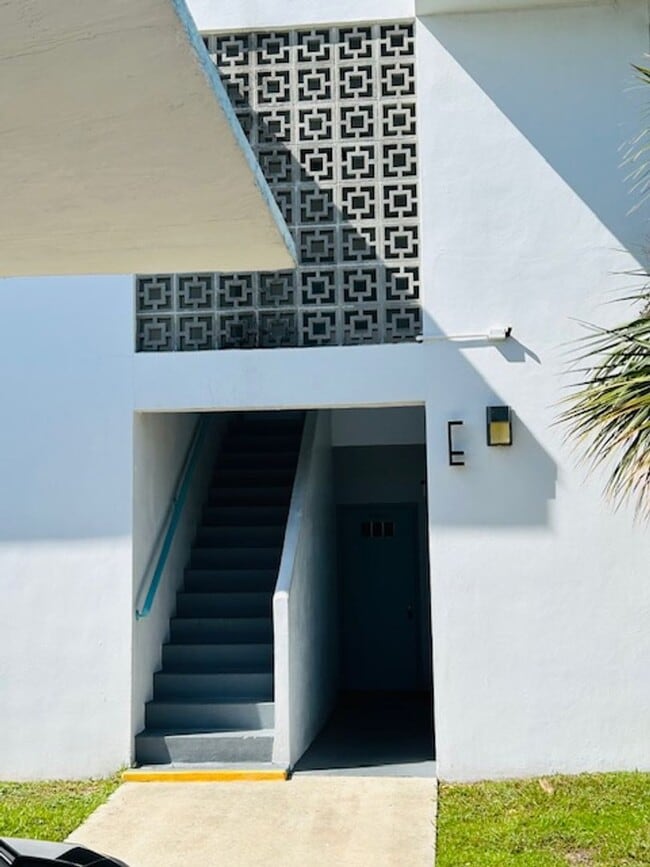 Building Photo - Cape Canaveral Condo