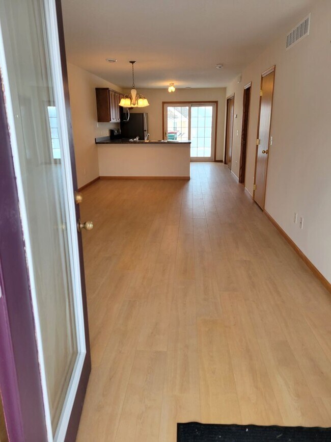 Photo - 2 Level Townhouse