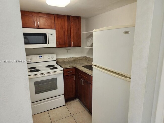 Photo - 241 SE 9th Ave