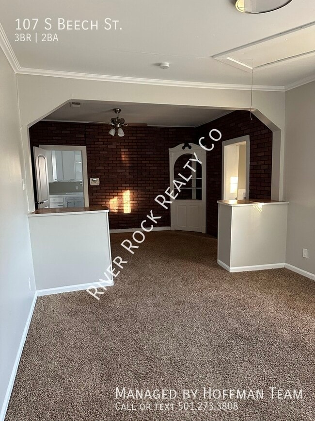 Photo - 107 S Beech St