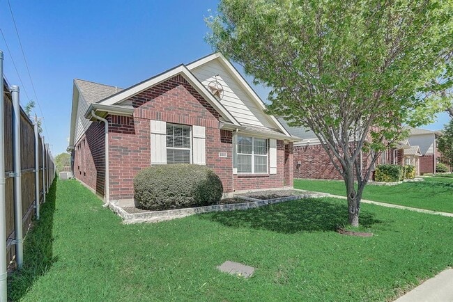 Photo - 8801 Stewart St