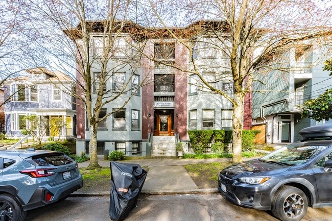 Building Photo - Pacific Ridge Rental
