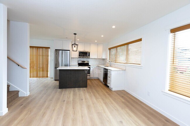 Photo - 6506 SE 63rd Ave