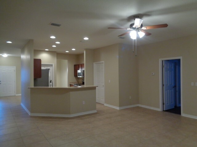 Photo - 5745 Woodruff Way