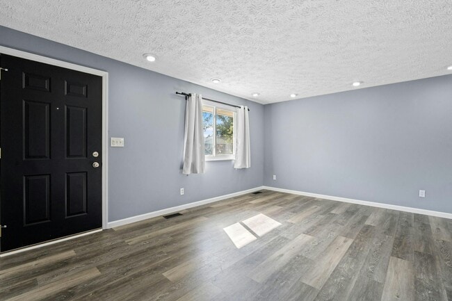 Photo - 5021 Pathview Dr