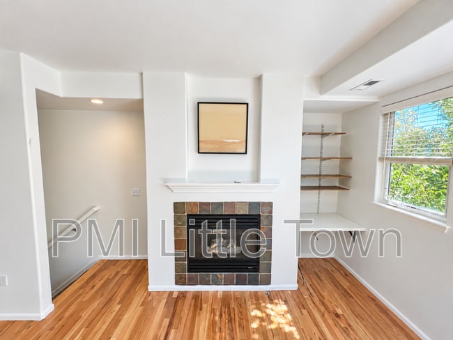 2943 W Riverwalk Cir Unit U