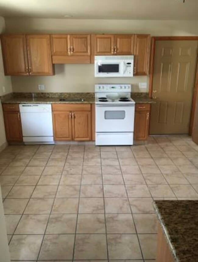 Photo - 139 N Third St Unidad 2A