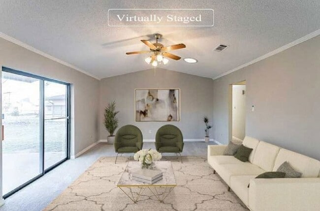 Photo - 913 Henslee Dr