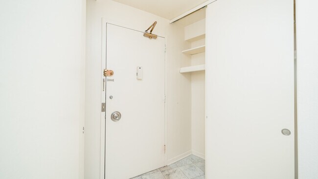 Photo - 300 N State St Unit 4330