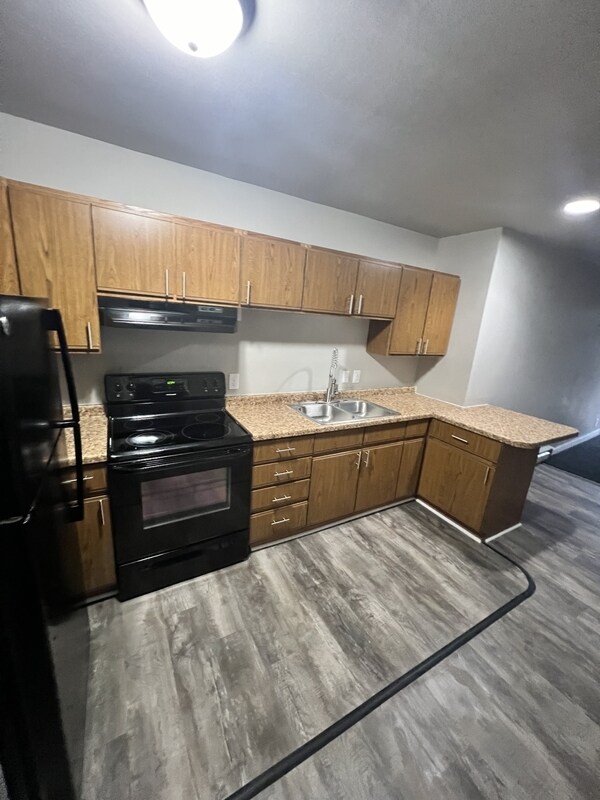 Photo - 825 Wisconsin St