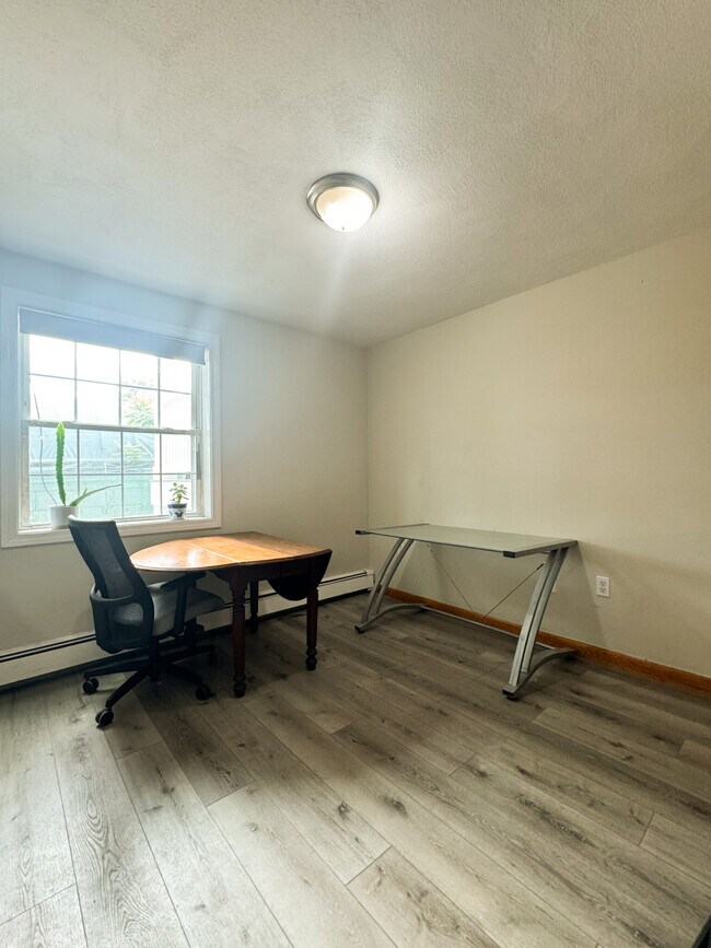Photo - 17 Adamson St Unit 1