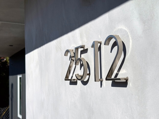 Photo - 2512 Silver Lake Blvd Unit 2512