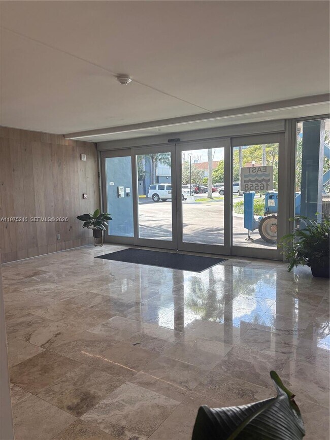 Photo - 16558 NE 26th Ave Unit 6I