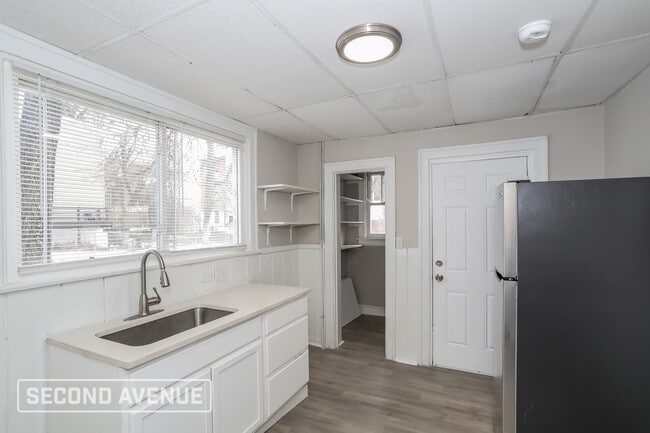 Photo - 922 Wells St