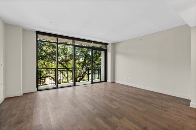 Building Photo - 2511 Willowick Rd