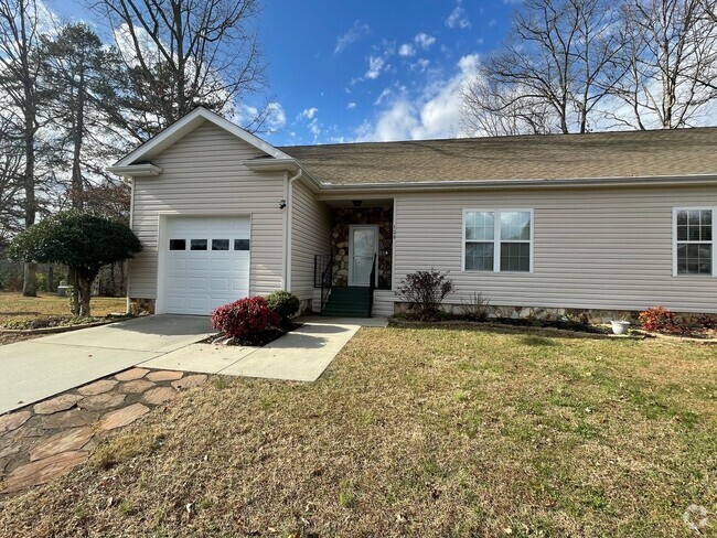 Building Photo - Knolls Place Villa with garage Rental