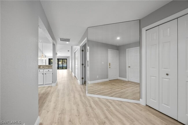 Photo - 6654 Tannin Ln Unidad B