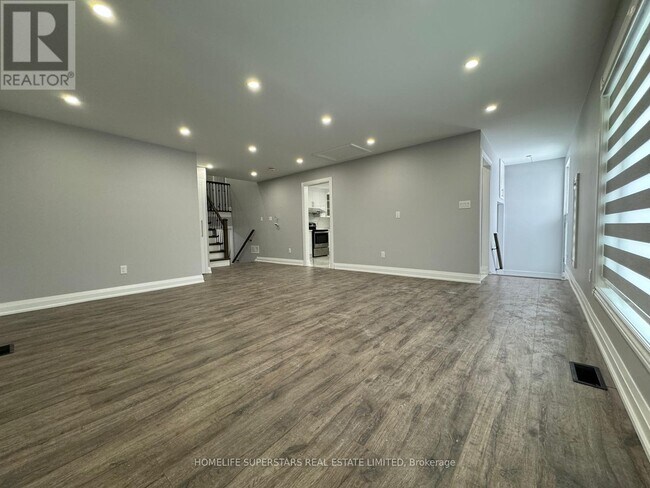 Photo - 47 Jade Crescent