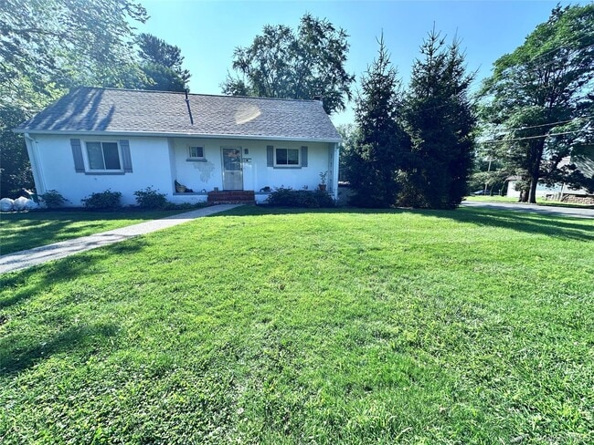 Photo - 48 Medway Ave