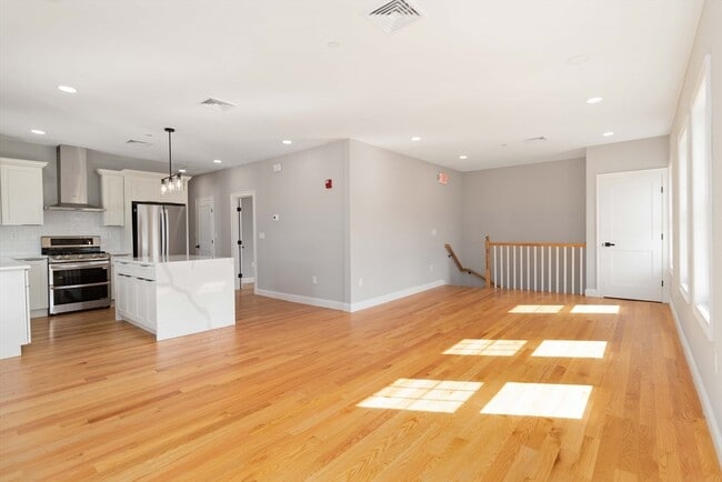 Photo - 20 Alston St Unit 20