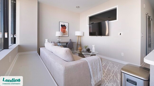 Photo - 600 19th St N Unit 607.1407332