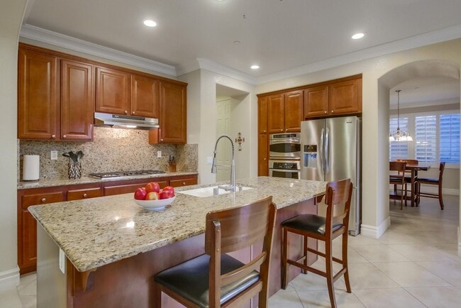 Photo - 452 Taylor Dr