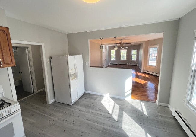 Photo - 58-60 Ames Ave Unit Second Floor -  2