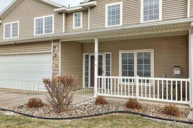 Photo - 10525 Hickory Dr