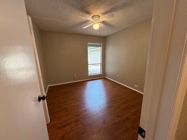 Photo - 1221 Holt Ave Casa