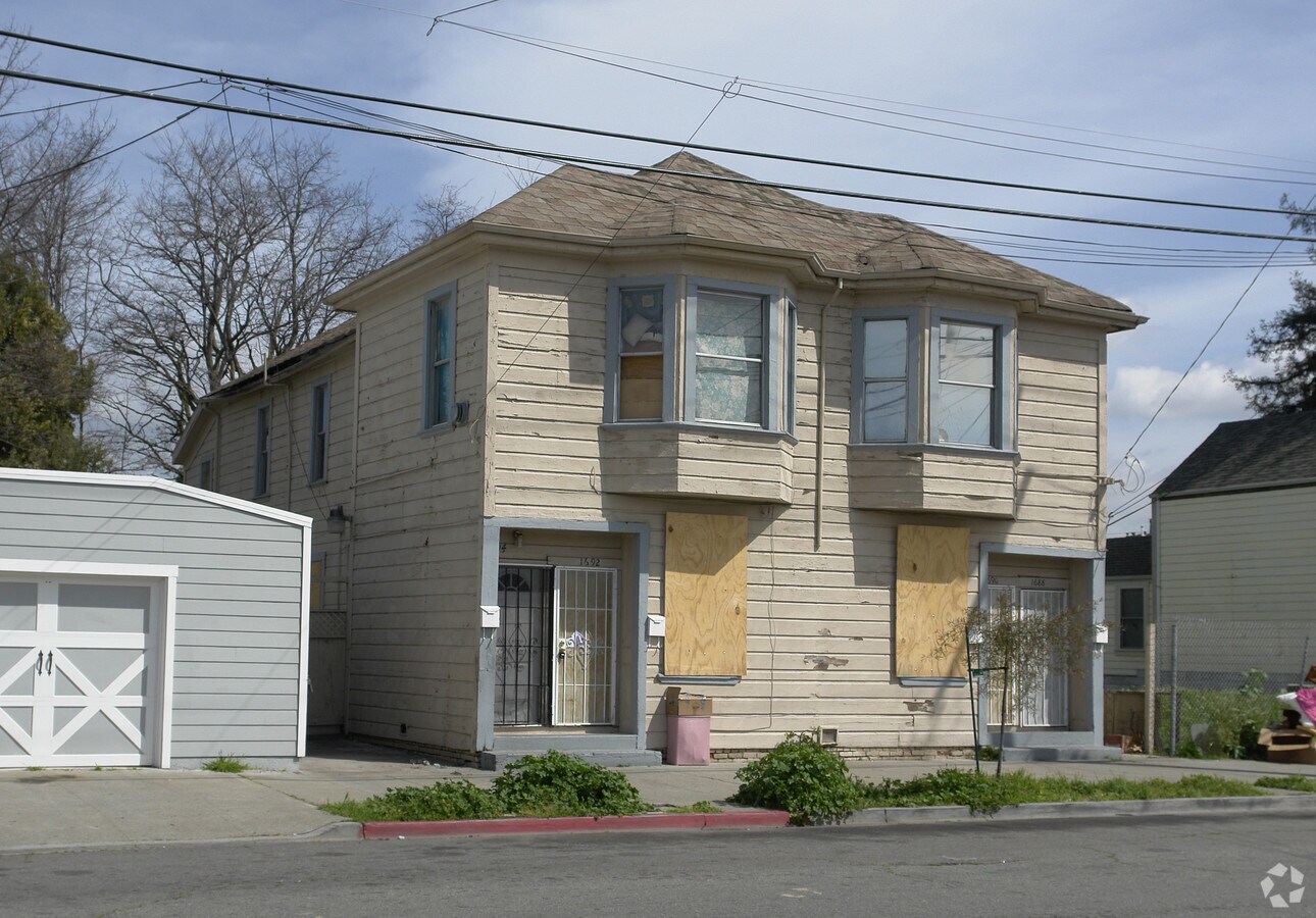 1688 Twelfth - 1688 Twelfth