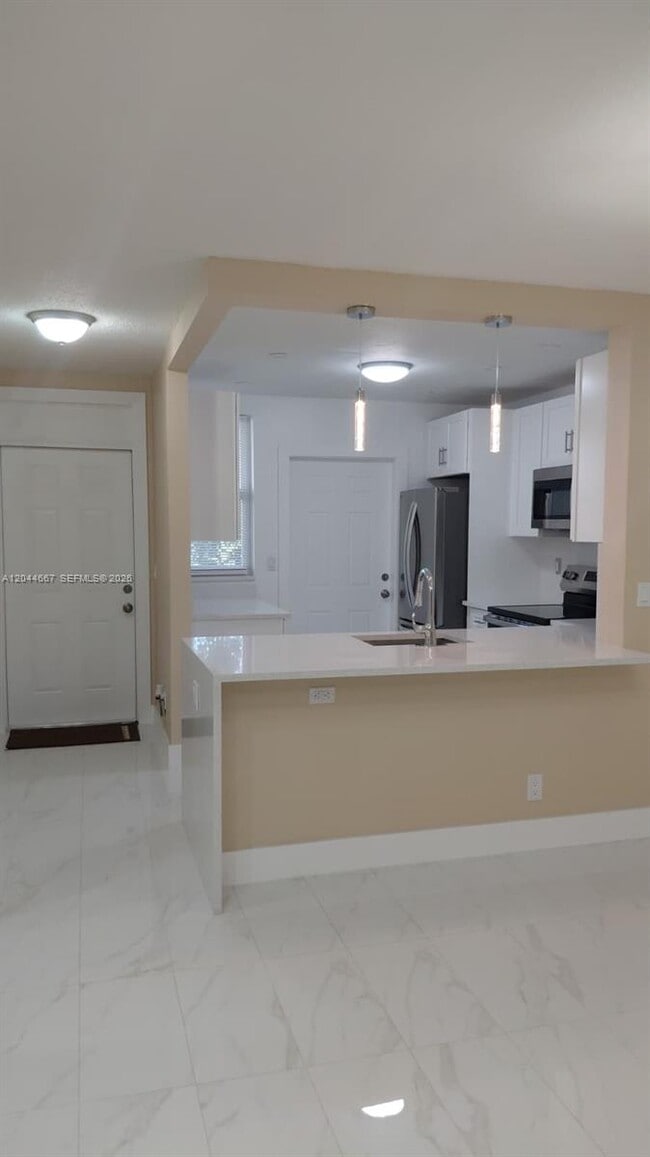 Photo - 5335 NW 10th Ct Unidad 209