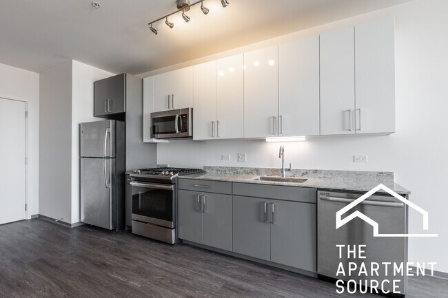 Photo - 2340 N California Ave Unit 220