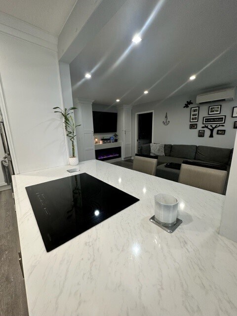 Photo - 1801 Diamond St Unit The Plaza