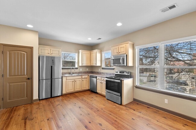 Photo - Phelan Flats