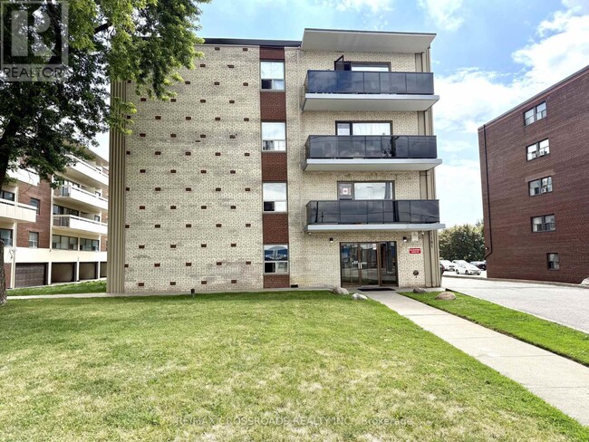Photo - 1181 Ellesmere Rd Unit 205