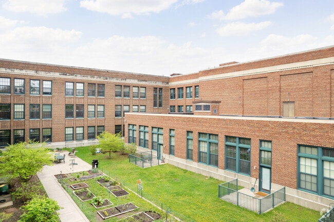 Área común - East High Apartments