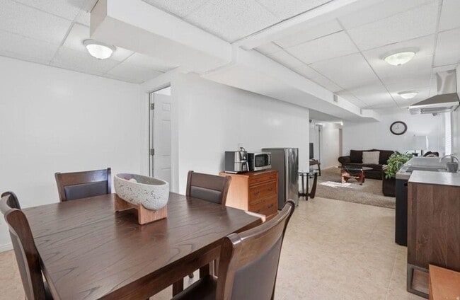 Photo - 9489 Kirkside Dr Unit 1