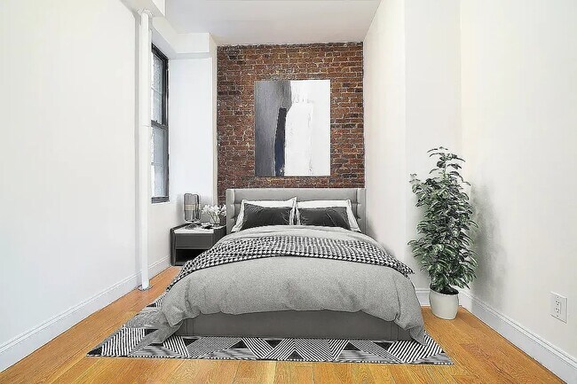 Photo - 231 E 14th St Unidad 4R