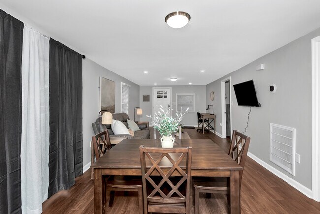 Photo - 2509 Hill St NW