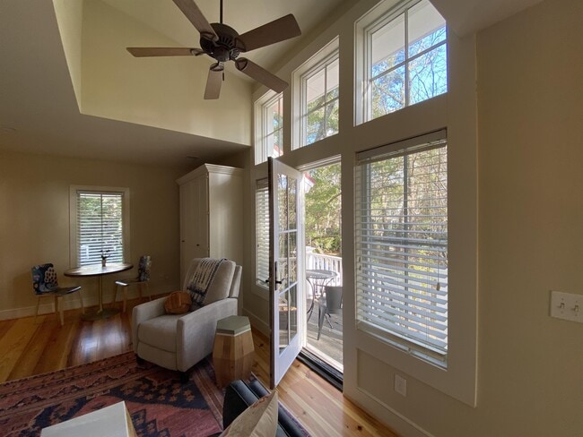 Photo - 149 N Shelmore Blvd