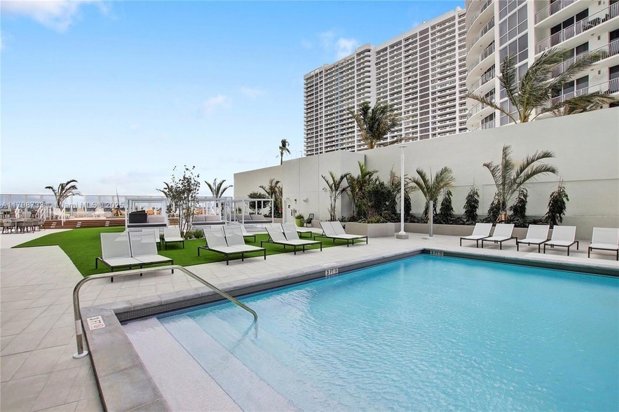 Photo - 1756 N Bayshore Dr
