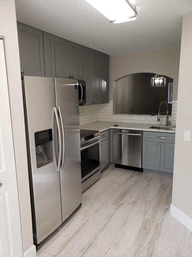Building Photo - 3512 Briar Bay Blvd Unit 105